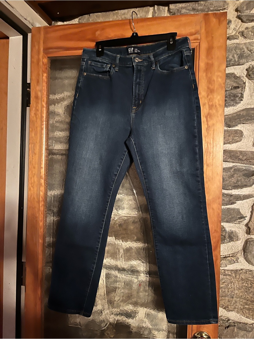 GAP women’s Dark Blue Denim Jeans - Classic slim Fit